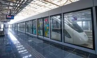 بعد التشغيل الرسمي.. تفاصيل أسعار تذاكر واشتراكات مونوريل شرق النيل