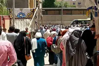 طلاب الثانوية العامة بالنظام القديم يؤدون امتحان اللغة الأجنبية الثانية