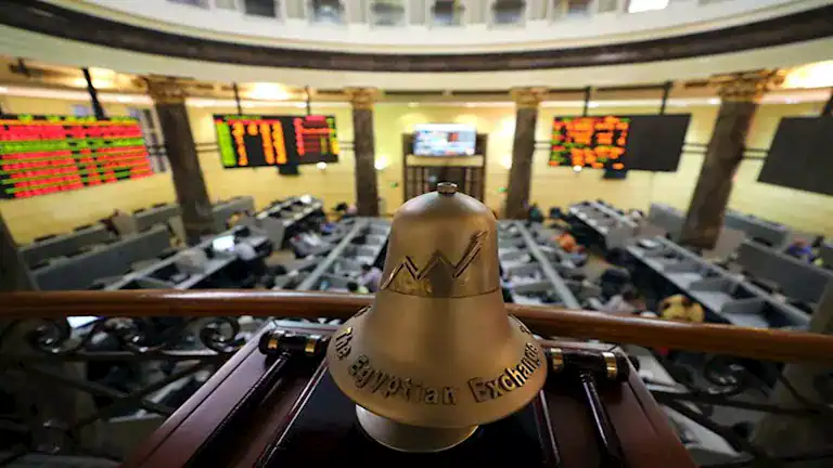 كيف يؤثر مقترح خفض تصنيف بورصة مصر على سوق المال؟