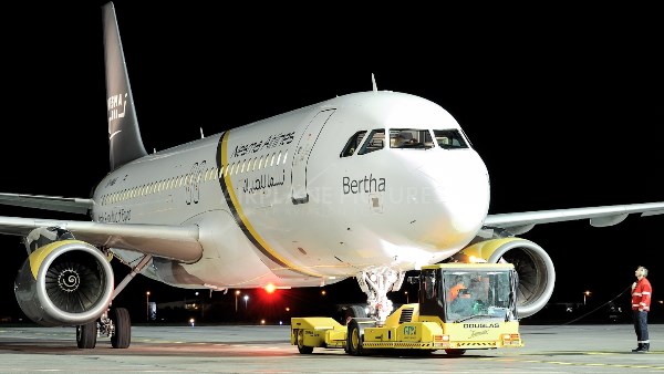 هبوط اضطراري لطائرة مصرية متجهة إلى موسكو بعد إغلاق مفاجئ للأجواء الروسية