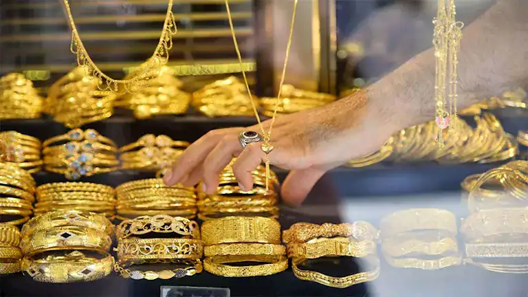 الذهب يرتفع مع تراجع توقعات رفع الفائدة الأمريكية 1 الذهب يرتفع مع تراجع توقعات رفع الفائدة الأمريكية