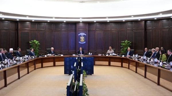 الحكومة توافق على طرح 5000 وحدة سكنية بنظام الإيجار التمليكي وتحدد شروط الحجز 1 الحكومة توافق على طرح 5000 وحدة سكنية بنظام الإيجار التمليكي وتحدد شروط الحجز