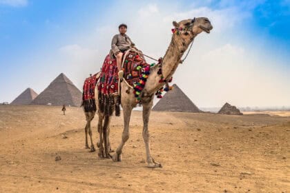 السياحة في مصر: قطاع حيوي يوفر 2.9 مليون فرصة عمل