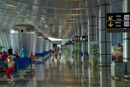 مصر تخطط لتحويل مطاراتها إلى مطارات ذكية ودعم الطيران منخفض التكلفة