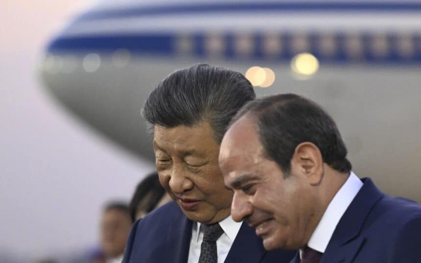 الرئيس السيسي يقبل دعوة نظيره الصيني لزيارة بكين 1 الرئيس السيسي يقبل دعوة نظيره الصيني لزيارة بكين