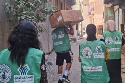 توزيع 4000 وجبة ساخنة على 1000 مستفيد بالبحيرة ضمن حملة "إيد واحدة"