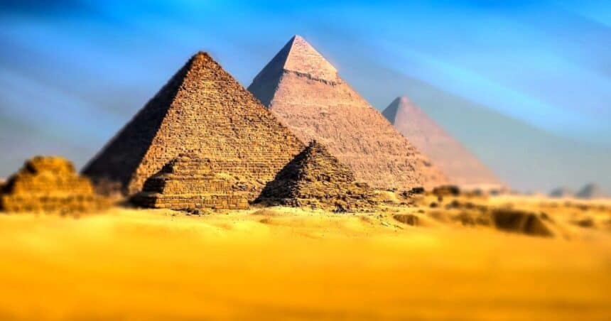 السياحة المصرية تحقق طفرة غير مسبوقة بـ19 مليون زائر في 2025 1 السياحة المصرية تحقق طفرة غير مسبوقة بـ19 مليون زائر في 2025