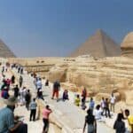 السياحة تقود نمو الاقتصاد المصري: إيرادات متوقعة تصل إلى 38 مليار دولار بحلول 2030