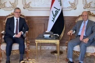 سفير العراق بالقاهرة يبحث مع نظيره الروسي تعزيز العلاقات بين بغداد وموسكو