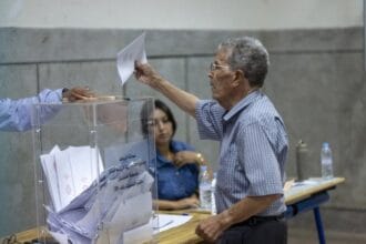 المغرب يغلق صناديق الاقتراع وبدء فرز الأصوات في الانتخابات التشريعية