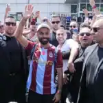 طرابزون سبور يهدد بملاحقة قانونية بسبب استخدام اسم محمد صلاح تجاريًا